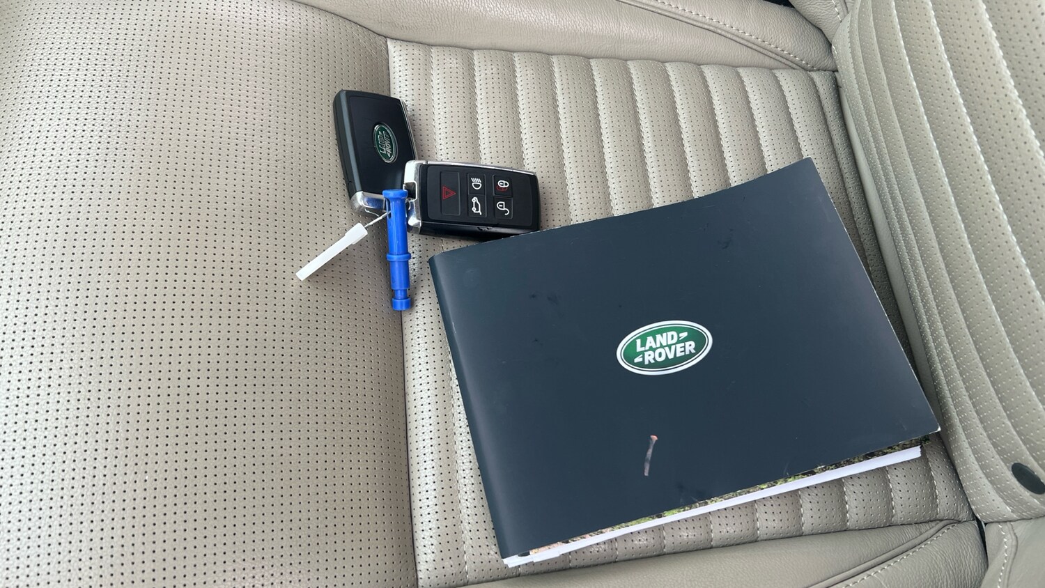 Used Land Rover Discovery Sport 2021 for sale - 76807000: Photo 19