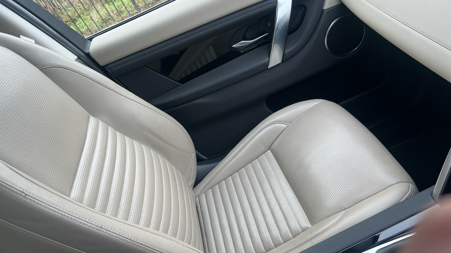 Used Land Rover Discovery Sport 2021 for sale - 76807000: Photo 21