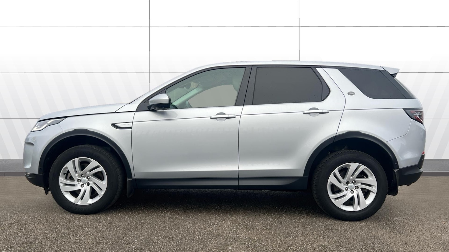 Used Land Rover Discovery Sport 2021 for sale - 76807000: Photo 5