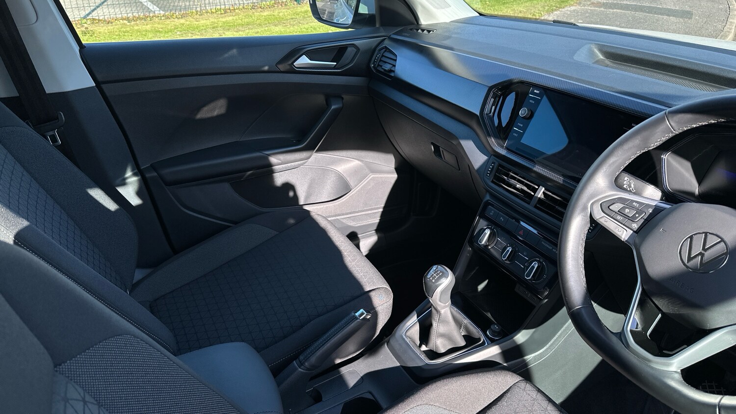 Used Volkswagen T-Cross 2023 for sale - 78163132: Photo 14