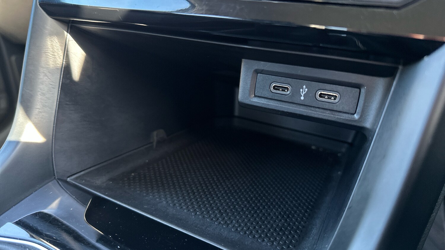 Used Volkswagen T-Cross 2023 for sale - 78163132: Photo 24