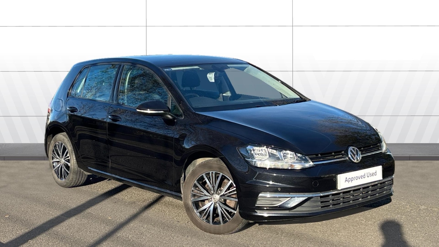Used Volkswagen Golf 2018 for sale - 76662926: Photo 1