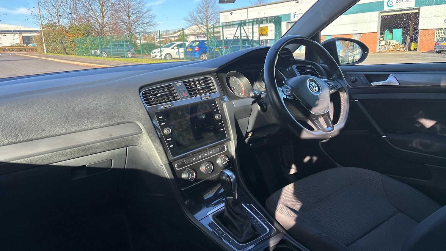 Used Volkswagen Golf 2018 for sale - 76662926: Photo 9