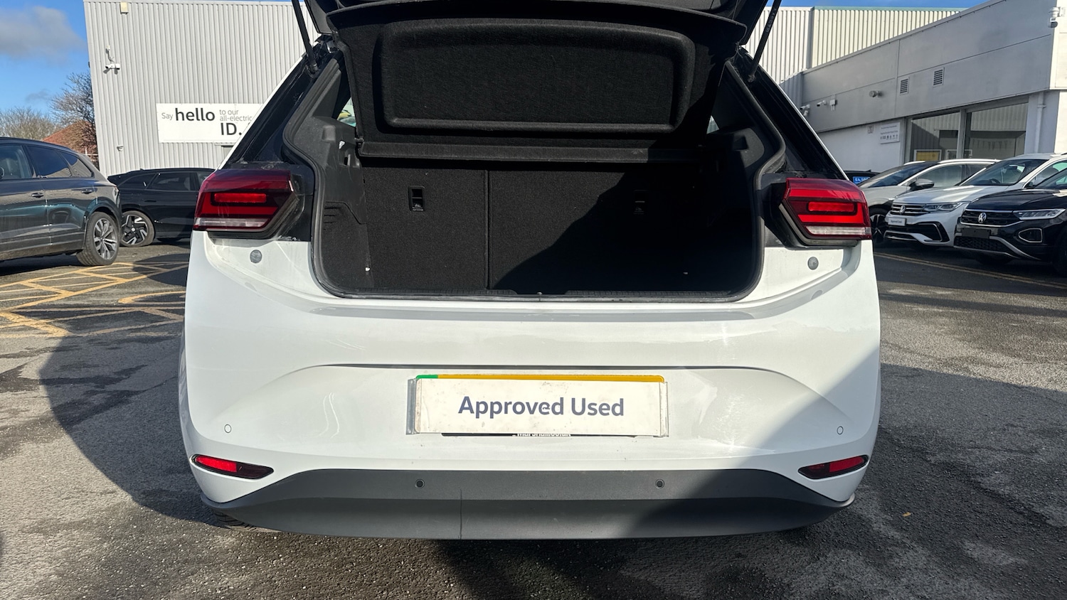 Used Volkswagen ID.3 2022 for sale - 77365089: Photo 4