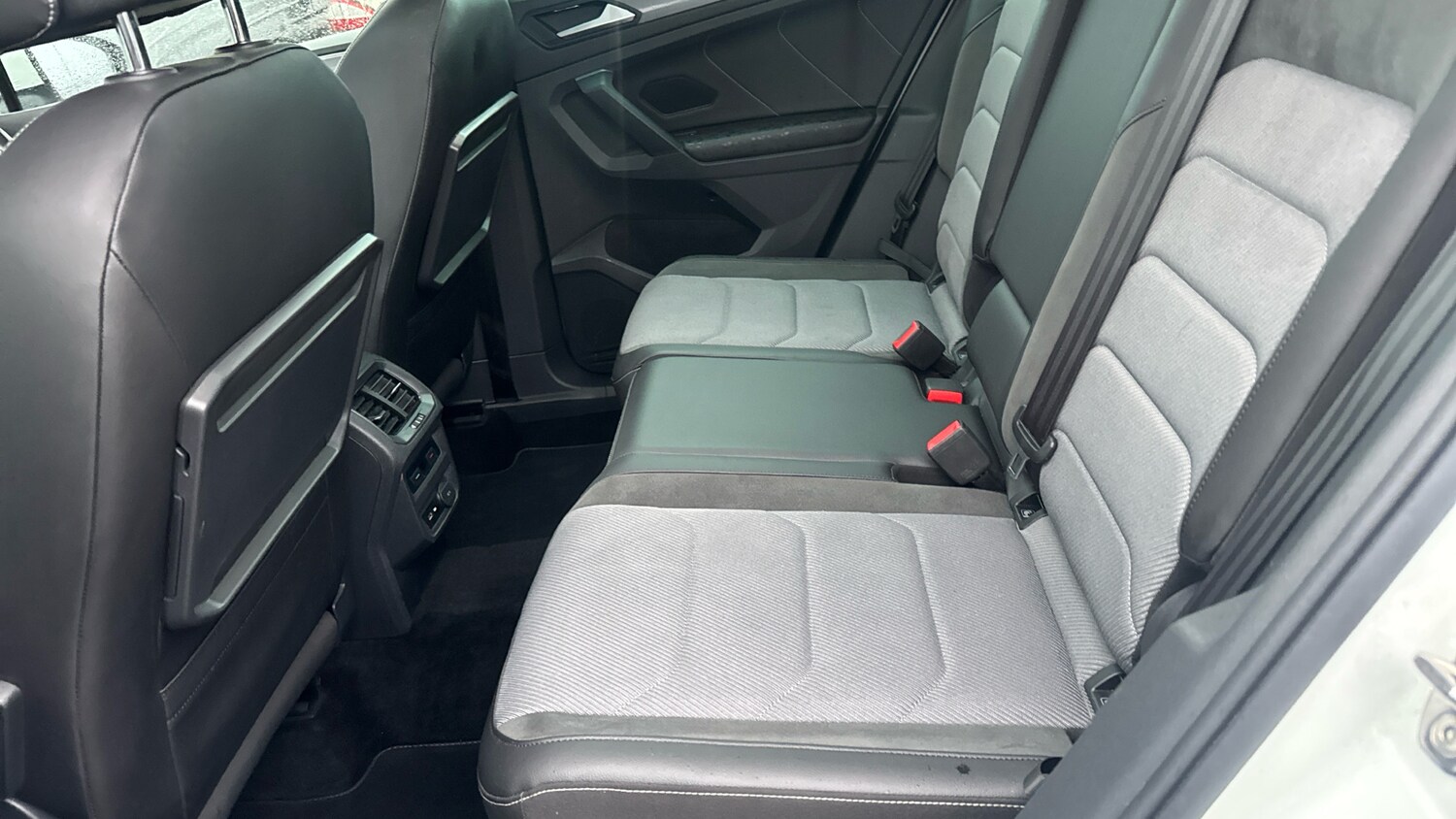 Used Volkswagen Tiguan 2019 for sale - 77350312: Photo 16