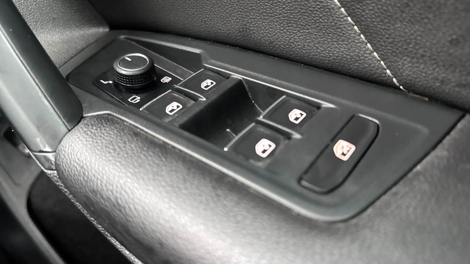 Used Volkswagen Tiguan 2019 for sale - 77350312: Photo 35