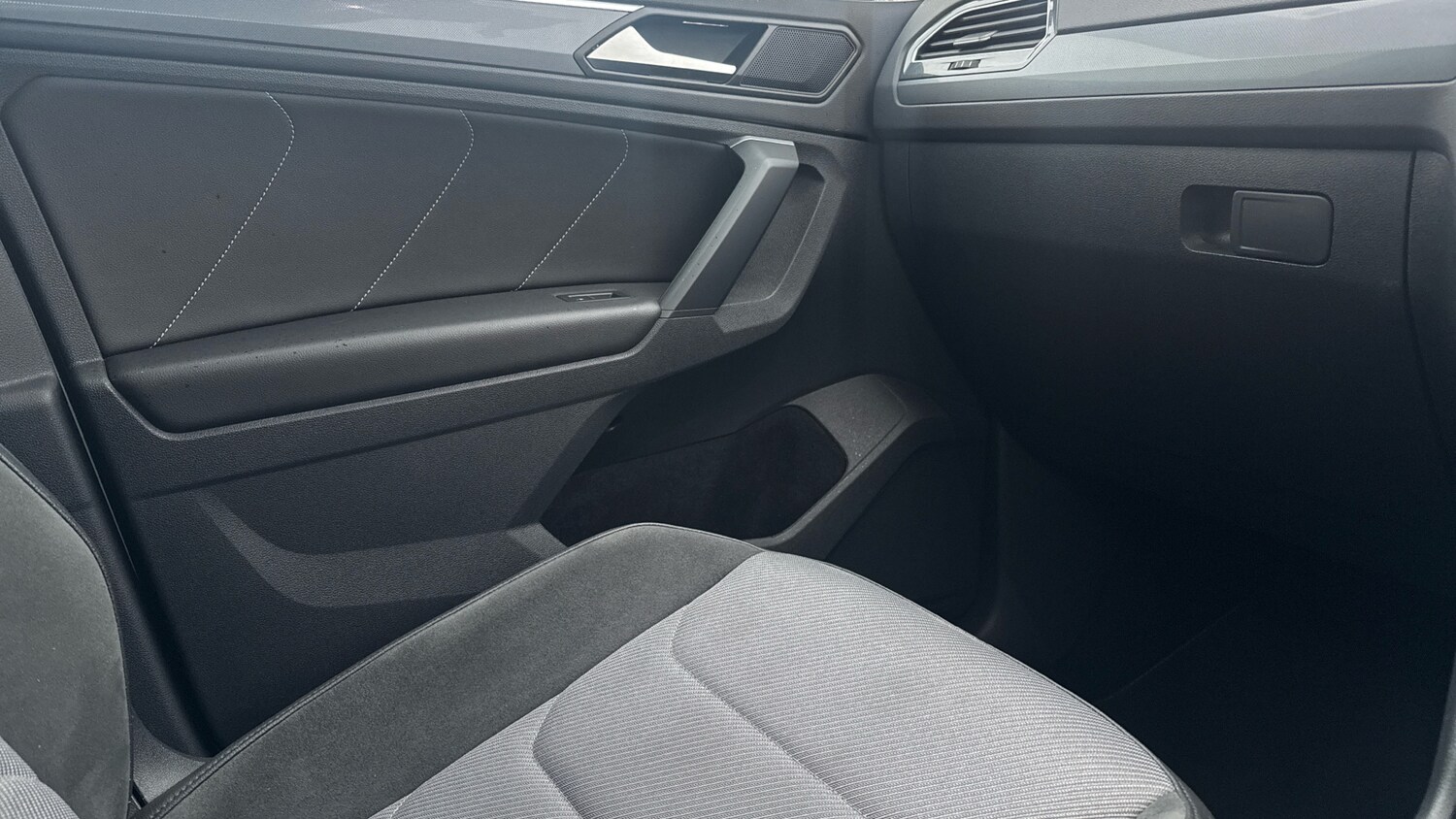 Used Volkswagen Tiguan 2019 for sale - 77350312: Photo 55