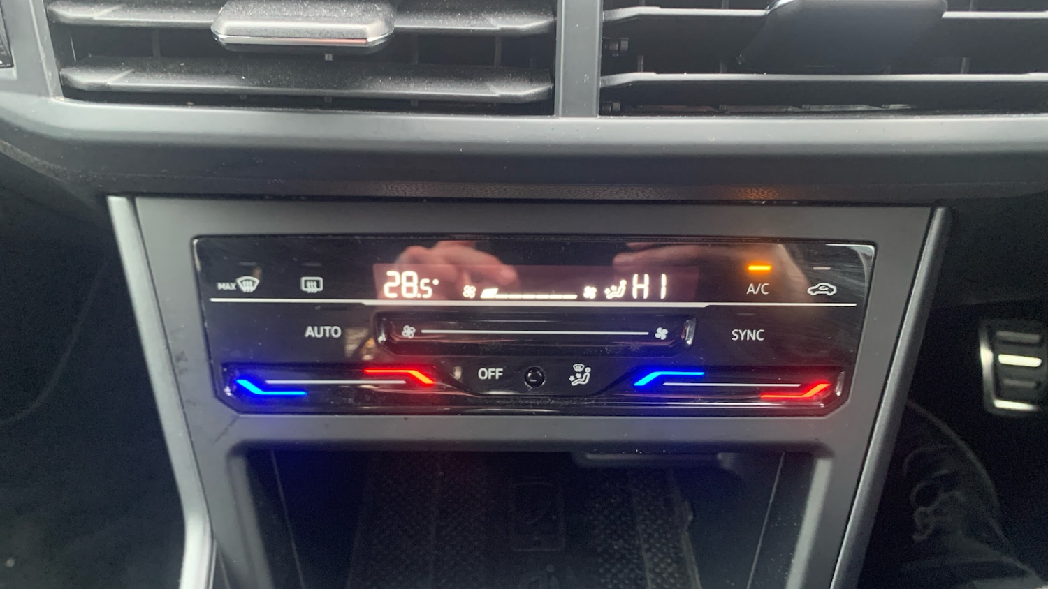 Used Volkswagen Polo 2023 for sale - 77323790: Photo 28