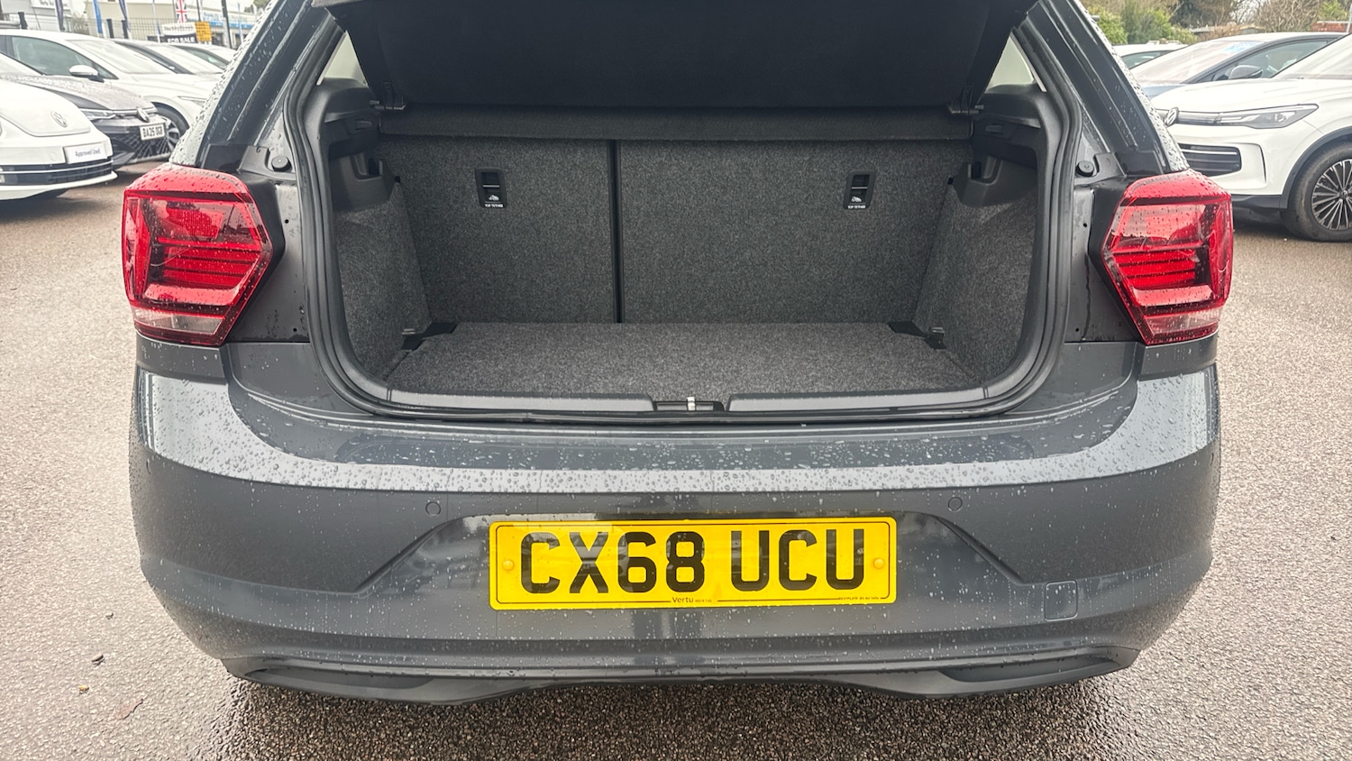 Used Volkswagen Polo 2018 for sale - 76968716: Photo 4