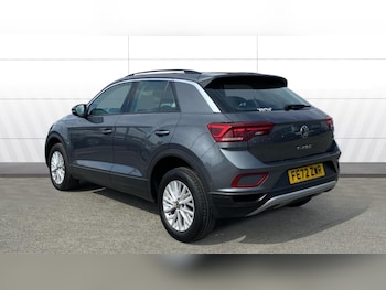 Used Volkswagen T-Roc 2022 for sale - 79538131: Photo