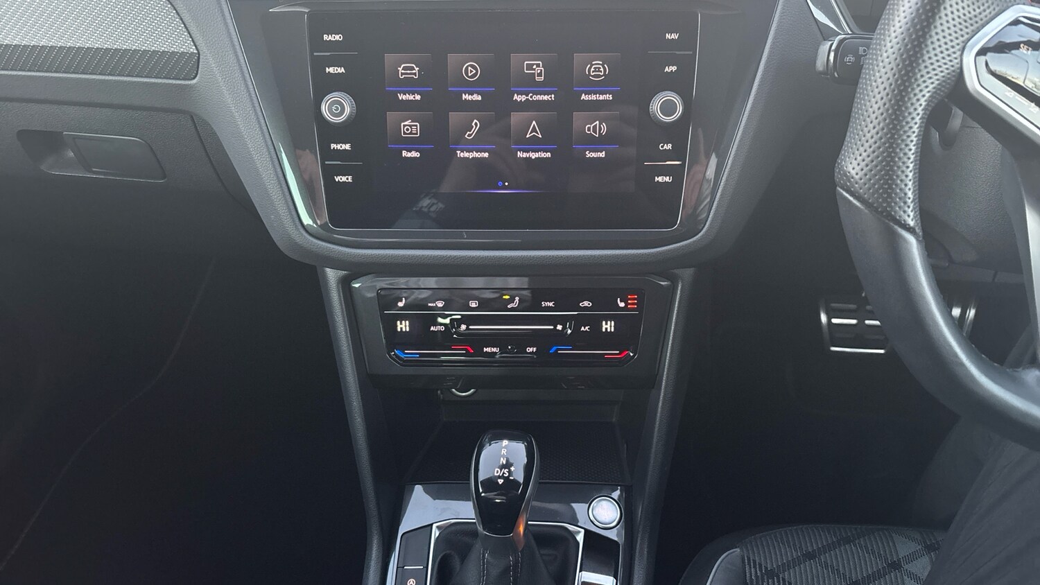 Used Volkswagen Tiguan 2022 for sale - 76638573: Photo 23