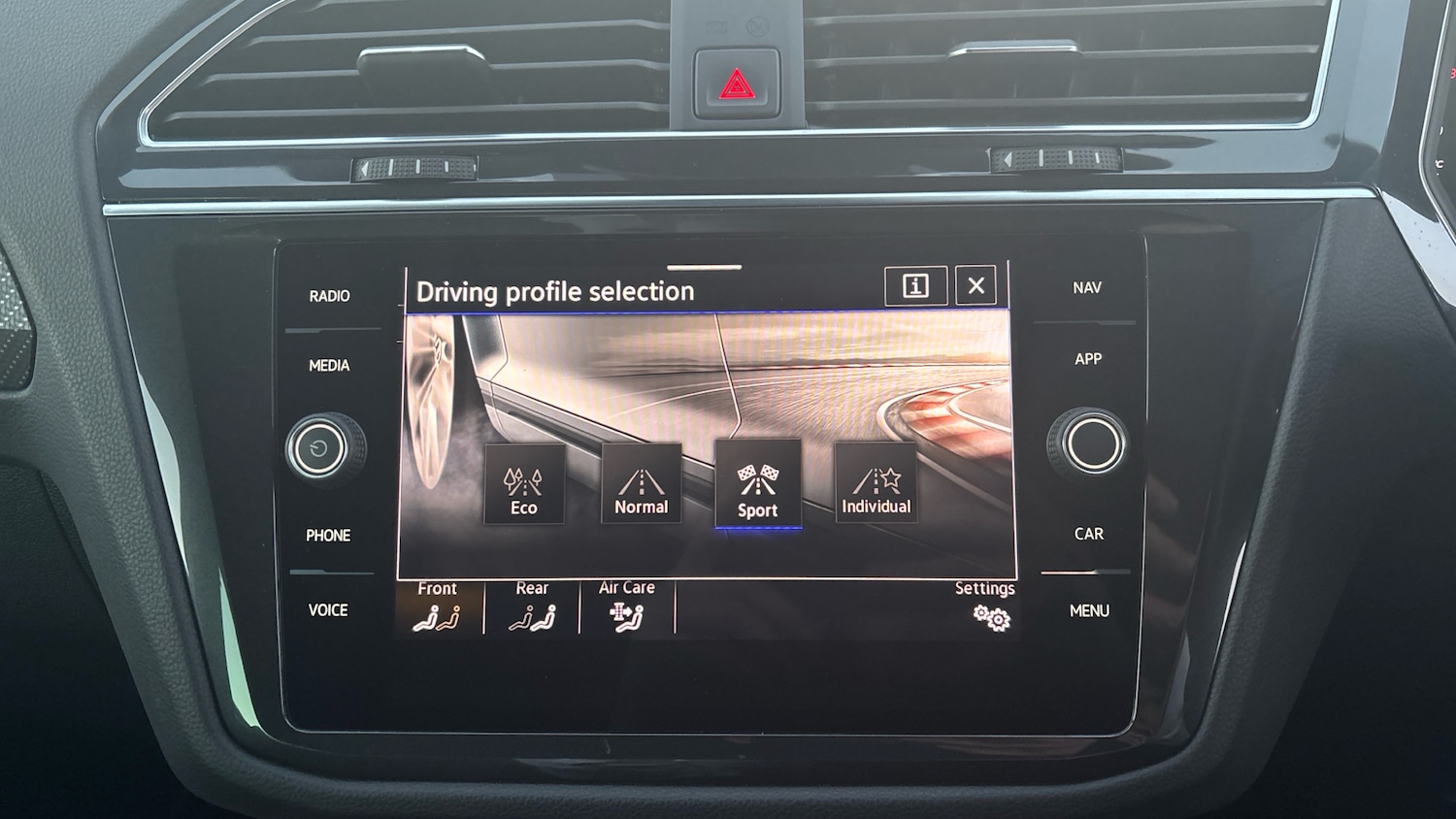 Used Volkswagen Tiguan 2022 for sale - 76638573: Photo 37