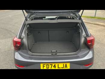 Used Volkswagen Polo 2024 for sale - 74127060: Photo