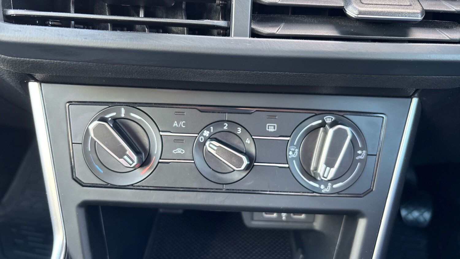 Used Volkswagen Polo 2023 for sale - 76391186: Photo 23