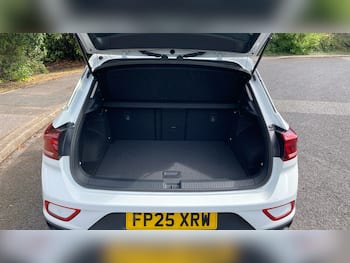 Used Volkswagen T-Roc 2025 for sale - 79665418: Photo