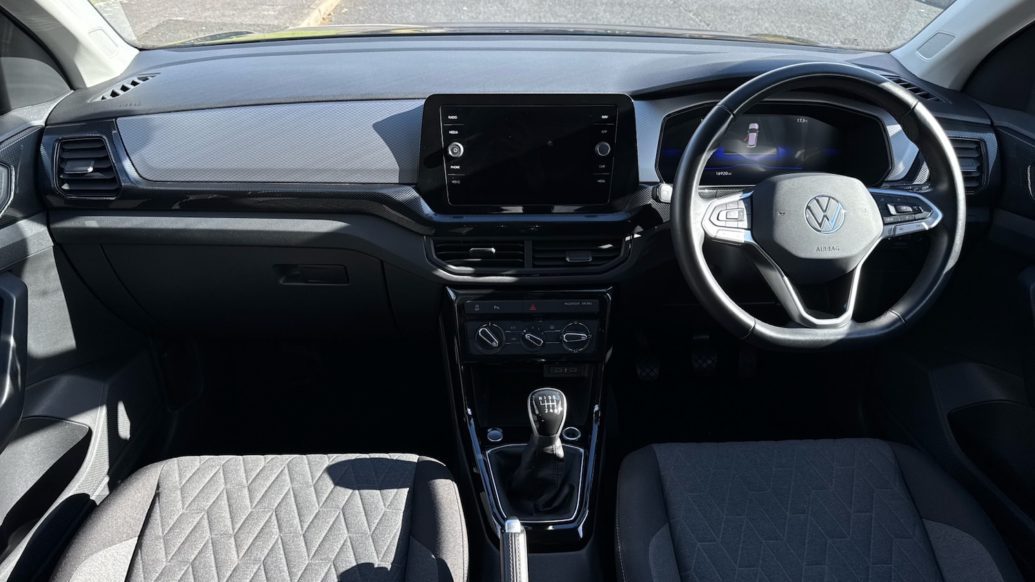 Used Volkswagen T-Cross 2024 for sale - 75996721: Photo 10