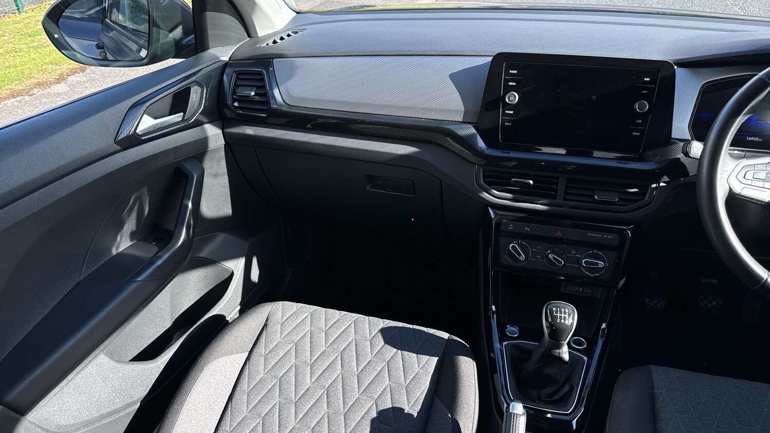 Used Volkswagen T-Cross 2024 for sale - 75996721: Photo 14