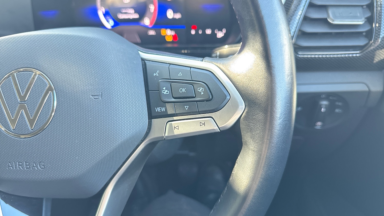Used Volkswagen T-Cross 2024 for sale - 75996721: Photo 30