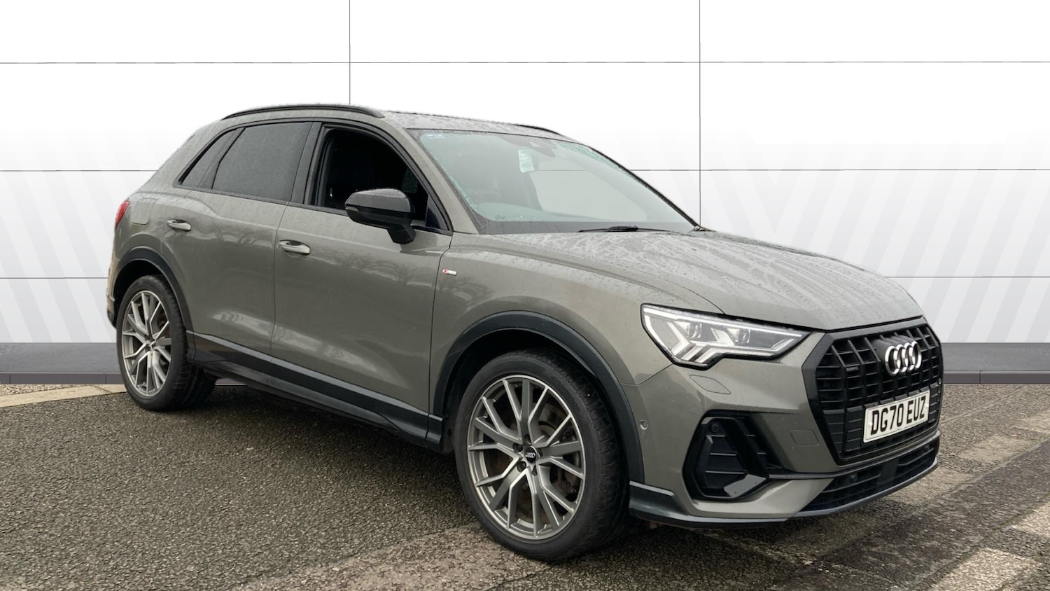 Used Audi Q3 2020 for sale - 76806999: Photo 1