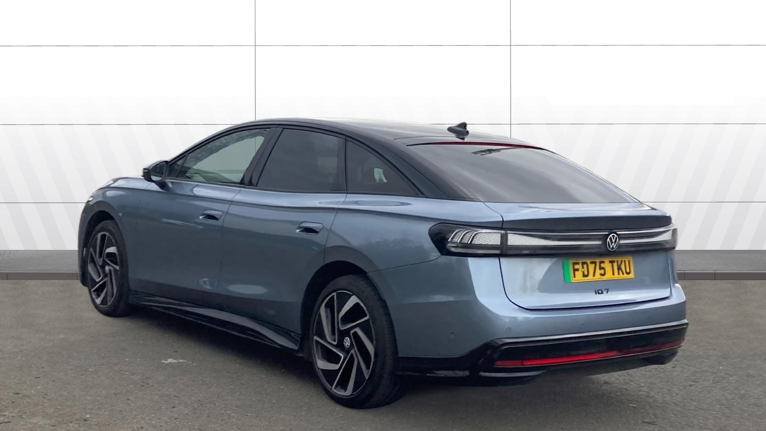 Used Volkswagen ID.7 2025 for sale - 77917075: Photo 2