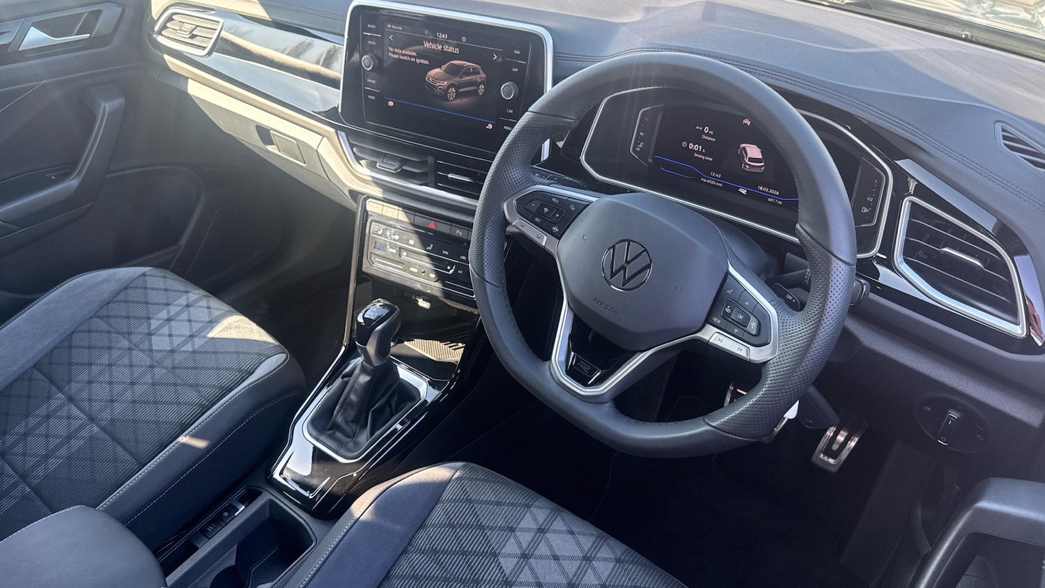 Used Volkswagen T-Roc 2025 for sale - 77984762: Photo 11