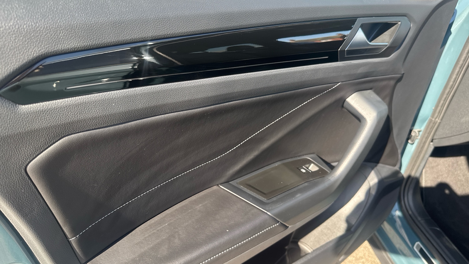 Used Volkswagen T-Roc 2025 for sale - 77984762: Photo 23