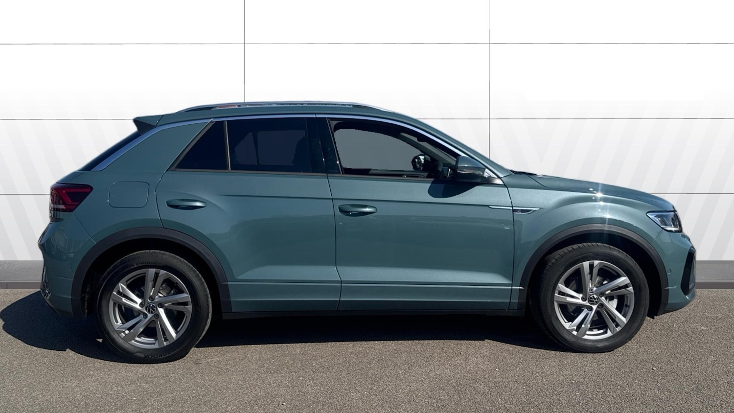 Used Volkswagen T-Roc 2025 for sale - 77984762: Photo 5