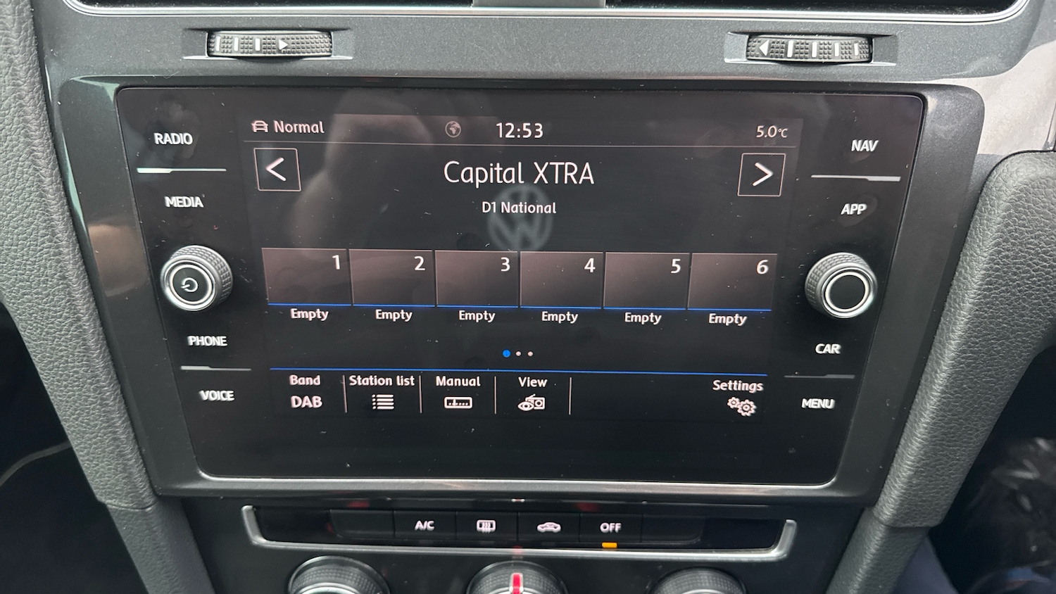 Used Volkswagen Golf 2019 for sale - 77337474: Photo 12