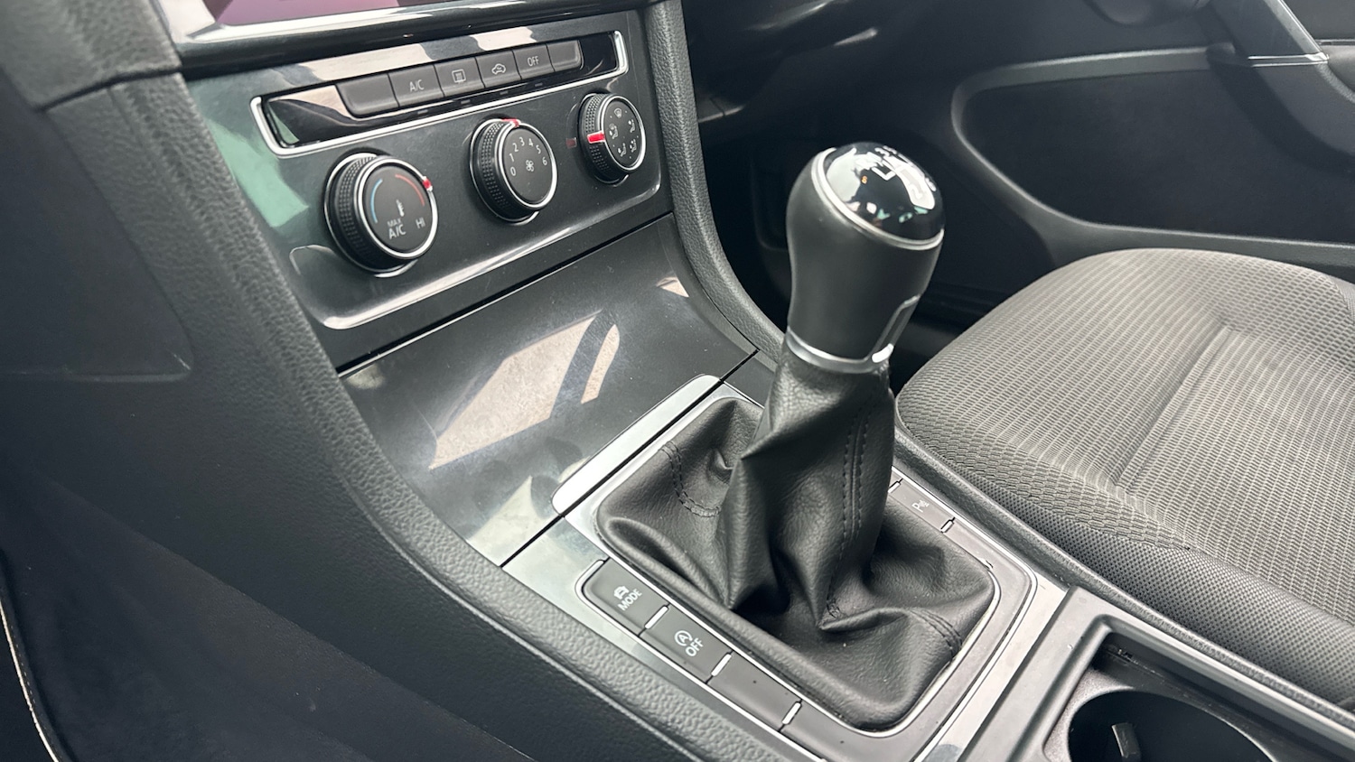 Used Volkswagen Golf 2019 for sale - 77337474: Photo 13