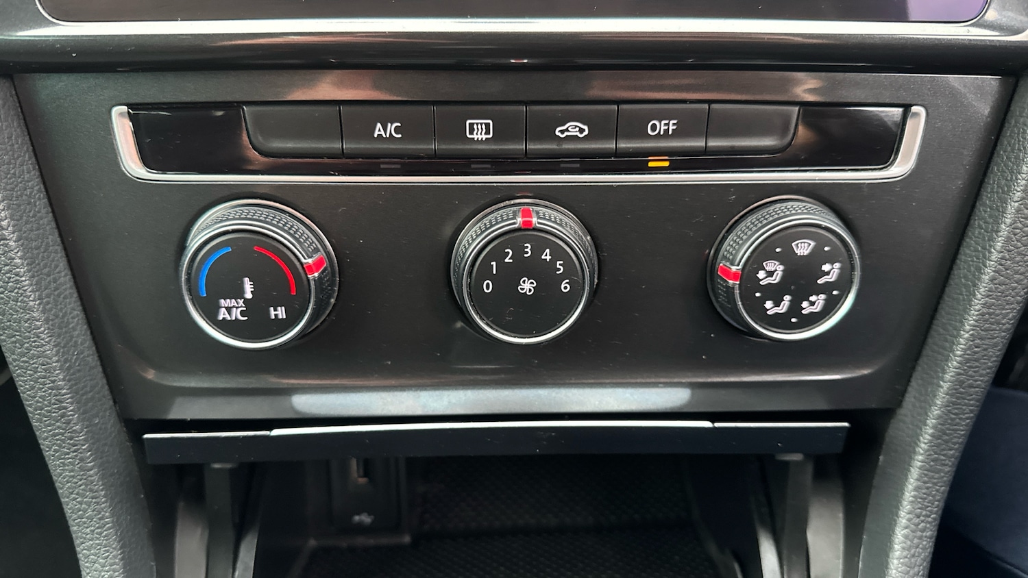 Used Volkswagen Golf 2019 for sale - 77337474: Photo 46