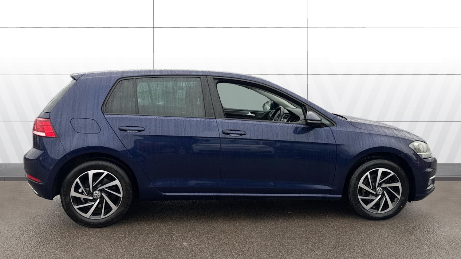 Used Volkswagen Golf 2019 for sale - 77337474: Photo 5
