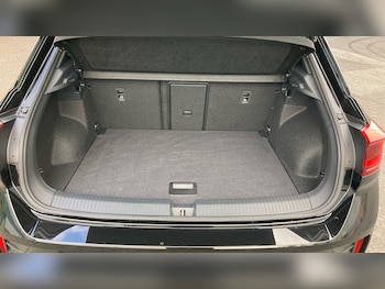 Used Volkswagen T-Roc 2026 for sale - 78452621: Photo