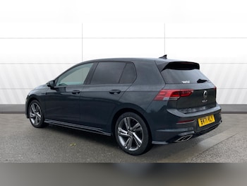 Used Volkswagen Golf 2021 for sale - 76894376: Photo