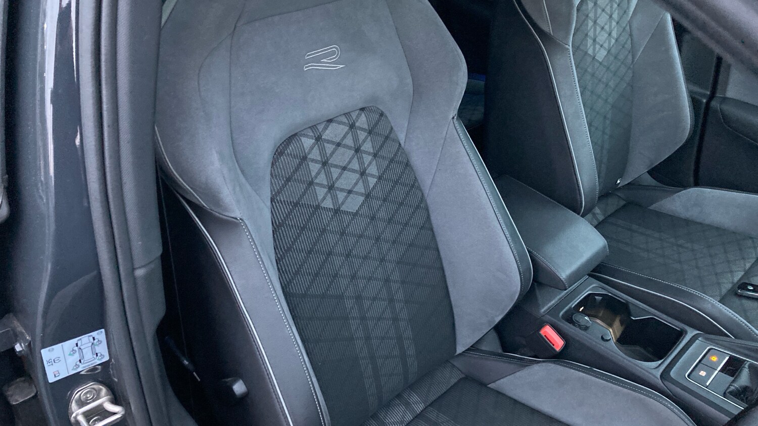 Used Volkswagen Golf 2021 for sale - 76894376: Photo 46