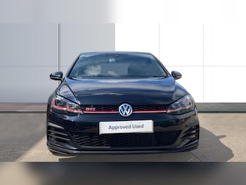 Used Volkswagen Golf 2019 for sale - 75485452: Photo