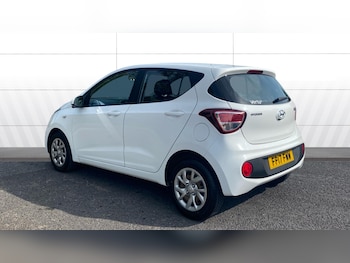 Used Hyundai i10 2017 for sale - 79364993: Photo