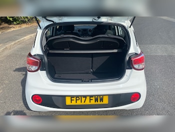 Used Hyundai i10 2017 for sale - 79364993: Photo