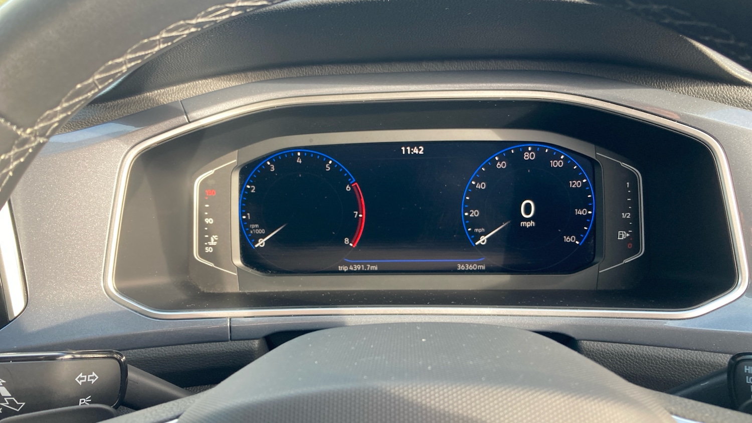 Used Volkswagen T-Roc 2023 for sale - 76637631: Photo 18