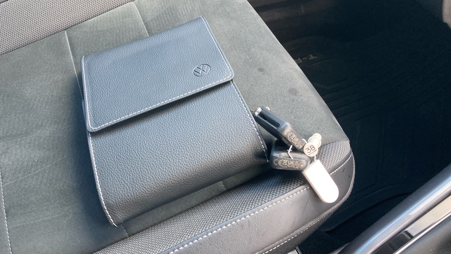 Used Volkswagen T-Roc 2023 for sale - 76637631: Photo 19