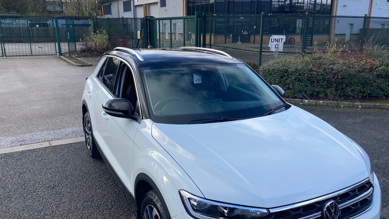 Used Volkswagen T-Roc 2023 for sale - 76637631: Photo 30