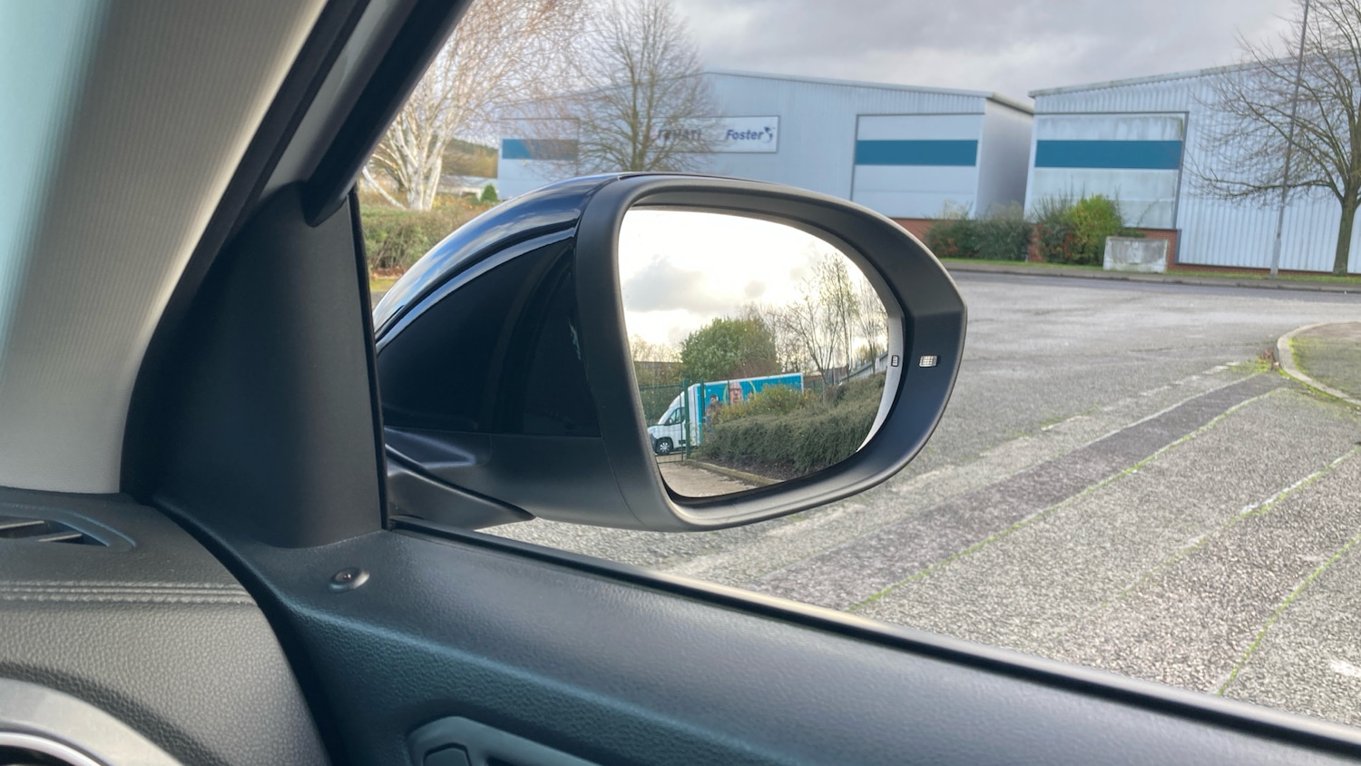 Used Volkswagen T-Roc 2023 for sale - 76637631: Photo 34