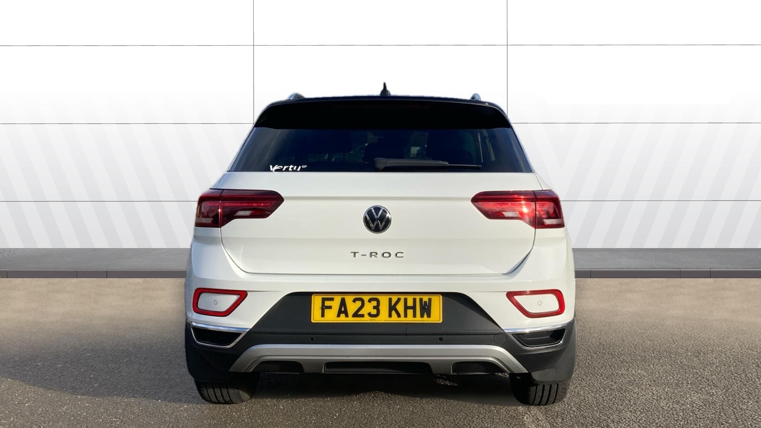 Used Volkswagen T-Roc 2023 for sale - 76637631: Photo 6