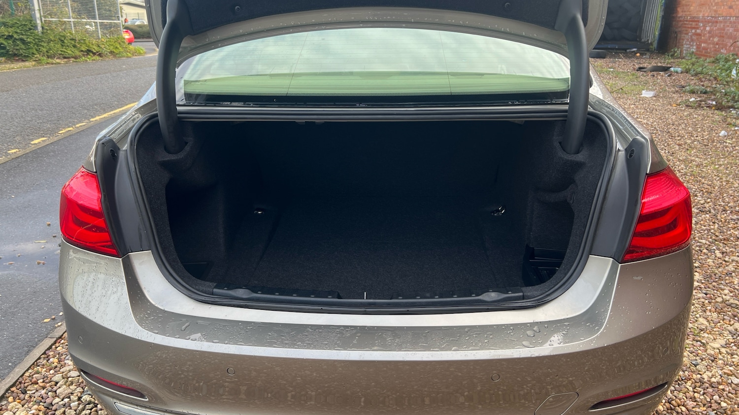 Used BMW 3 Series 2015 for sale - 76862216: Photo 4