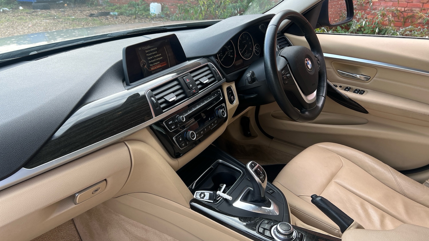 Used BMW 3 Series 2015 for sale - 76862216: Photo 9