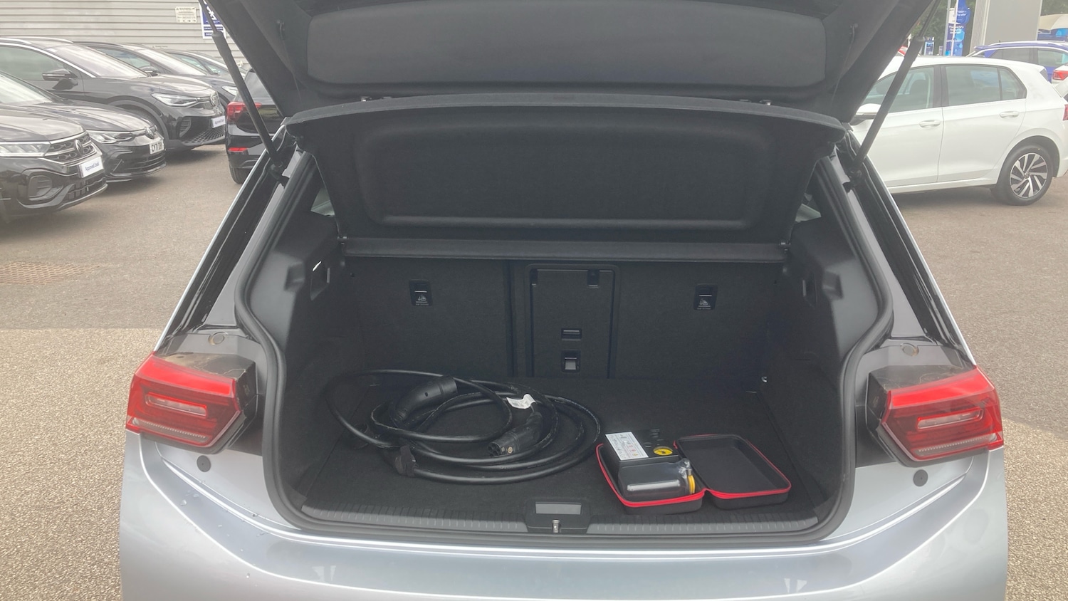 Used Volkswagen ID.3 2021 for sale - 76637618: Photo 4