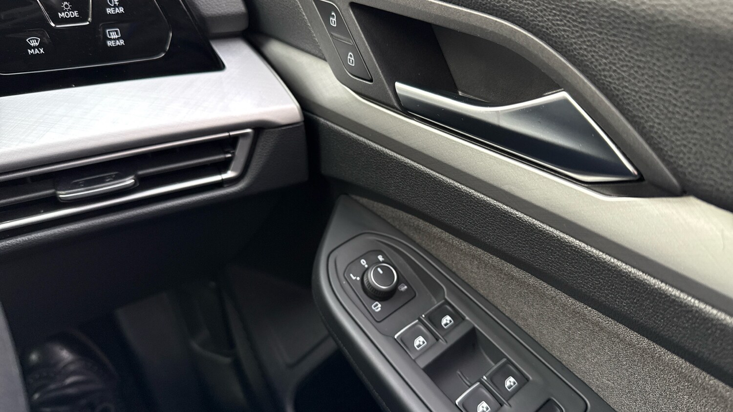 Used Volkswagen Golf 2024 for sale - 76207664: Photo 25