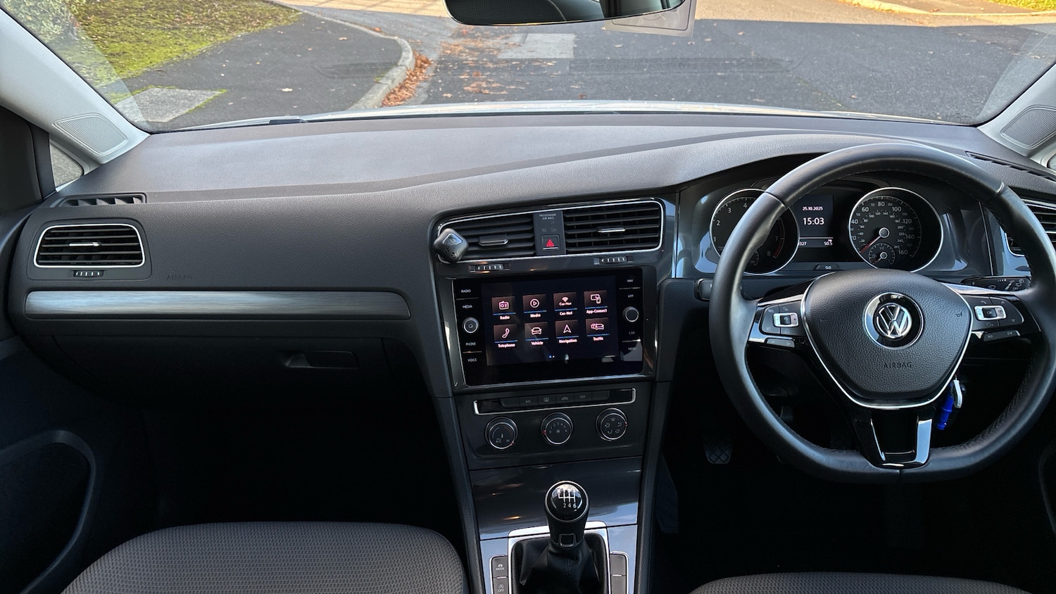 Used Volkswagen Golf 2017 for sale - 76382529: Photo 10