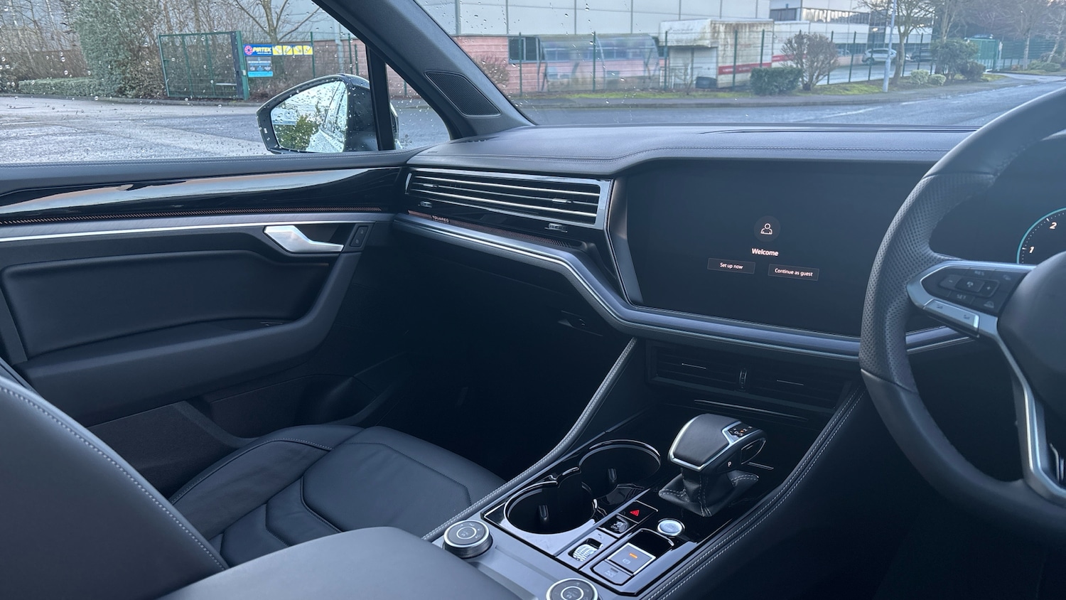 Used Volkswagen Touareg 2025 for sale - 77579441: Photo 14