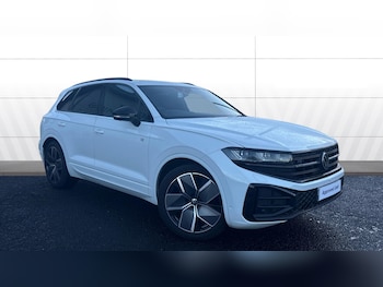 2025 (75) - 3.0 V6 TDI 4Motion 286 Black Edition 5dr Tip Auto