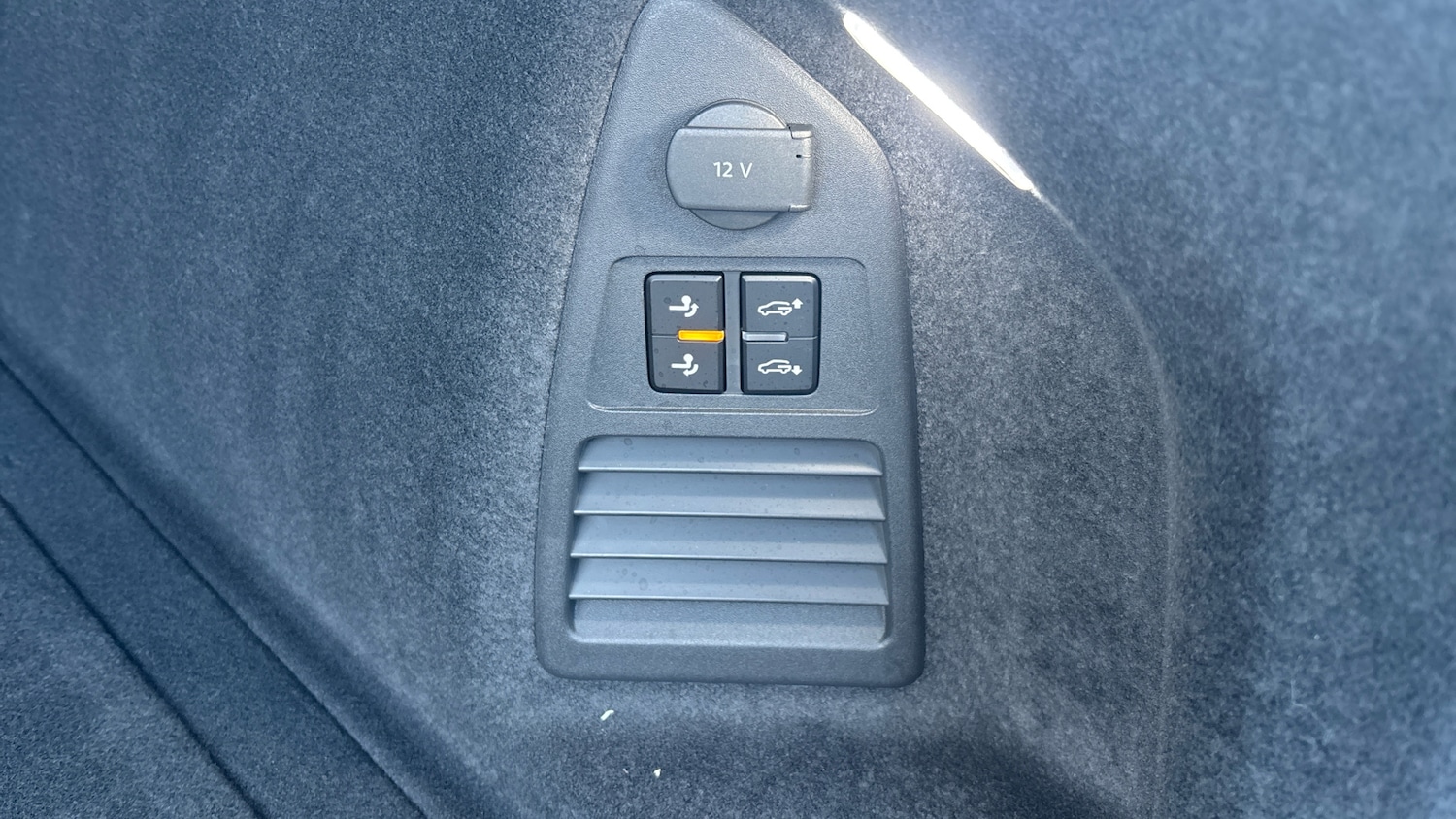 Used Volkswagen Touareg 2025 for sale - 77579441: Photo 25